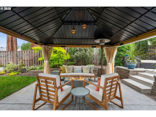 6330 Sw FISHER Ave, Beaverton, OR 97008