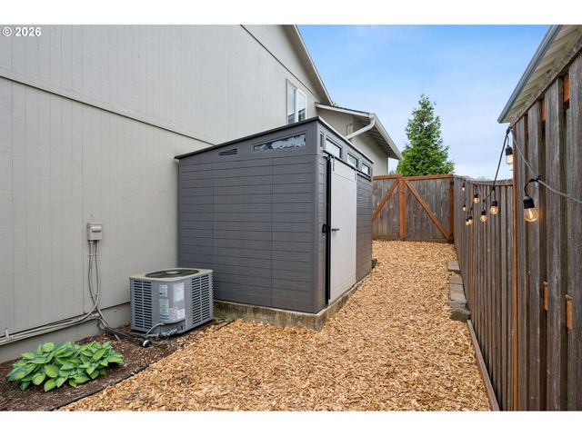 6330 Sw FISHER Ave, Beaverton, OR 97008