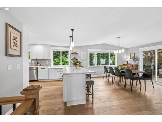 6330 Sw FISHER Ave, Beaverton, OR 97008