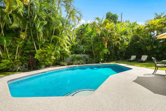 1182 Beach Road, Singer Island, FL 33404