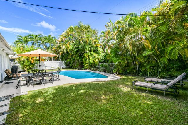 1182 Beach Road, Singer Island, FL 33404