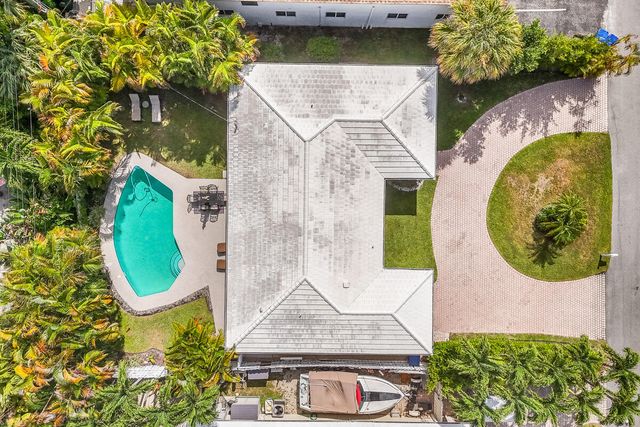 1182 Beach Road, Singer Island, FL 33404