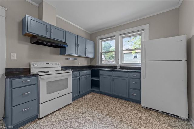 907 Gregory Street, Greensboro, NC 27403
