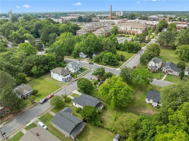 907 Gregory Street, Greensboro, NC 27403