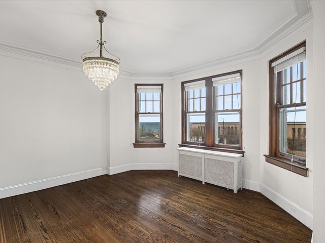 6334 N Sheridan Road 3F, Chicago, IL 60660