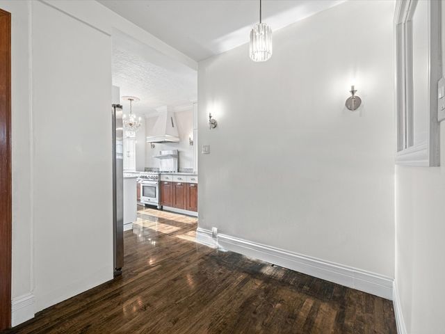 6334 N Sheridan Road 3F, Chicago, IL 60660