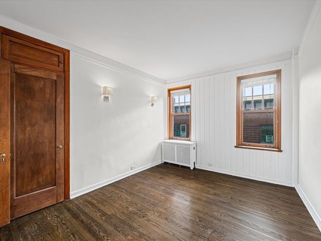 6334 N Sheridan Road 3F, Chicago, IL 60660