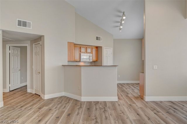 10550 West ALEXANDER Road 2216, Las Vegas, NV 89129