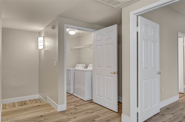 10550 West ALEXANDER Road 2216, Las Vegas, NV 89129