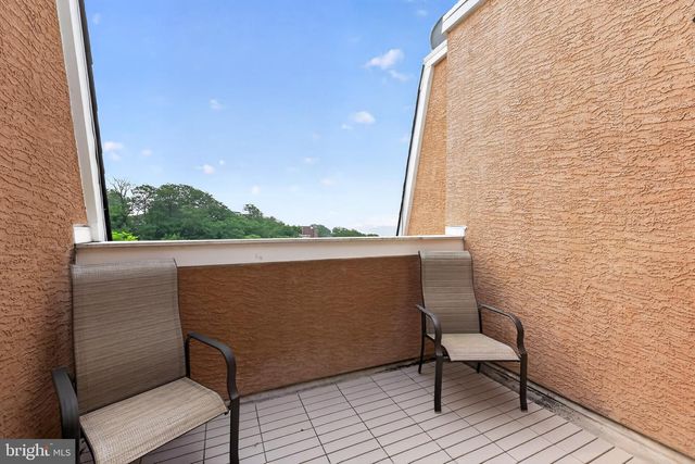 237 GAY ST, Philadelphia, PA 19128