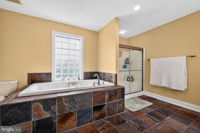 237 GAY ST, Philadelphia, PA 19128
