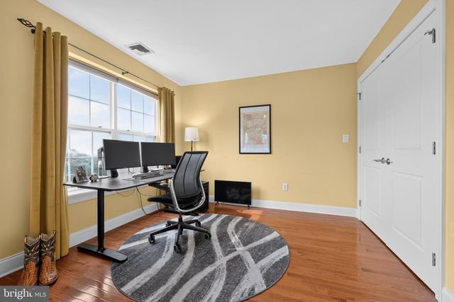 237 GAY ST, Philadelphia, PA 19128