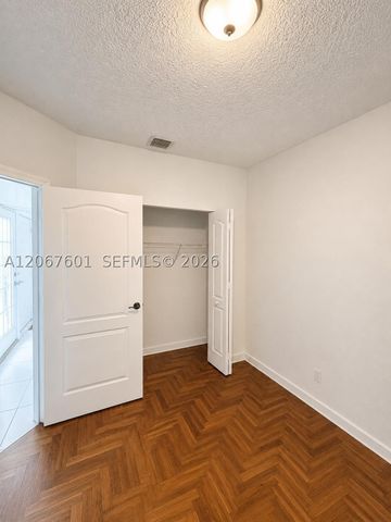 9763 NW 29th St, Doral, FL 33172