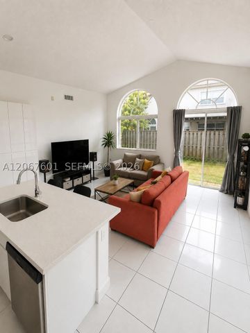 9763 NW 29th St, Doral, FL 33172