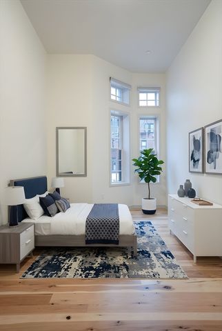 163 Newbury Street 1, Boston, MA 02116