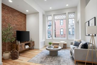 163 Newbury Street 1, Boston, MA 02116