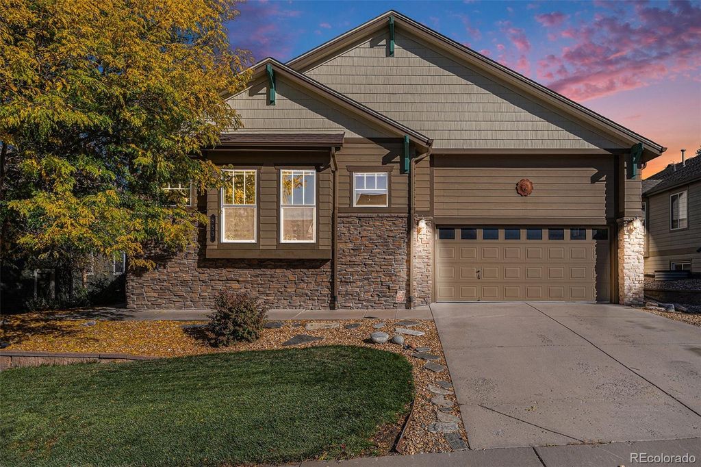 853 Dales Pony Drive, Castle Rock, CO 80104