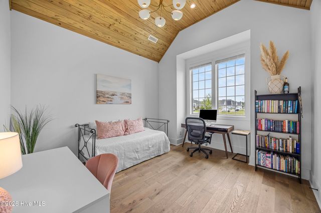 628 Waterstone Drive, Wilmington, NC 28411