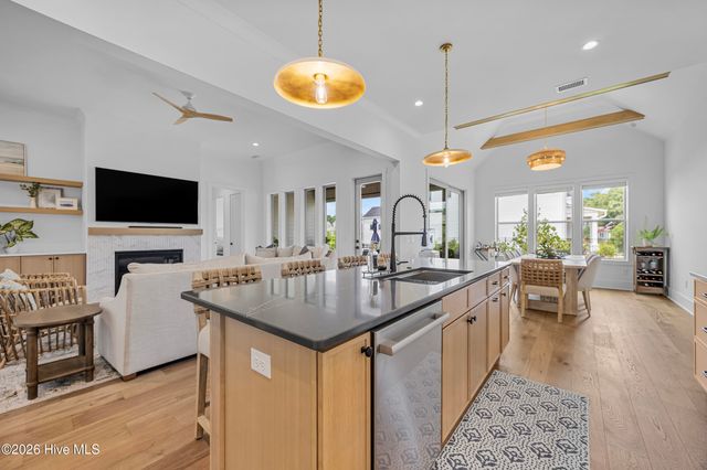 628 Waterstone Drive, Wilmington, NC 28411