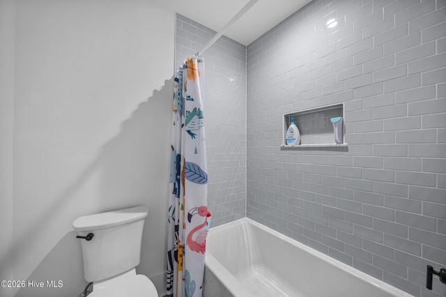 628 Waterstone Drive, Wilmington, NC 28411