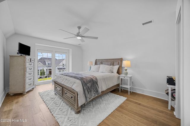 628 Waterstone Drive, Wilmington, NC 28411