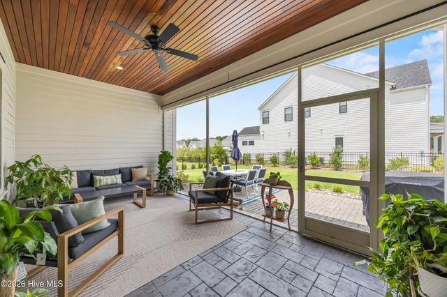 628 Waterstone Drive, Wilmington, NC 28411