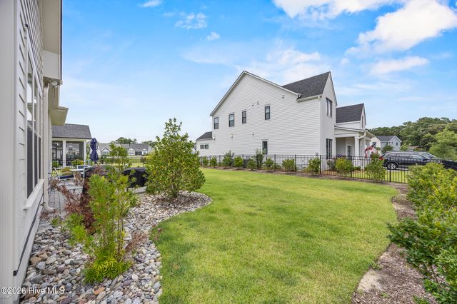 628 Waterstone Drive, Wilmington, NC 28411