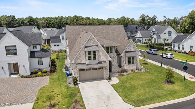 628 Waterstone Drive, Wilmington, NC 28411