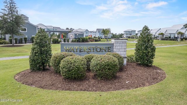 628 Waterstone Drive, Wilmington, NC 28411