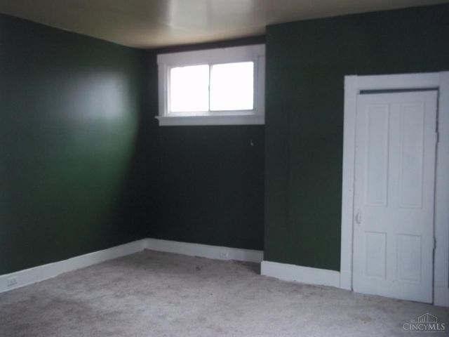 1839 Hewitt Avenue, Cincinnati, OH 45207