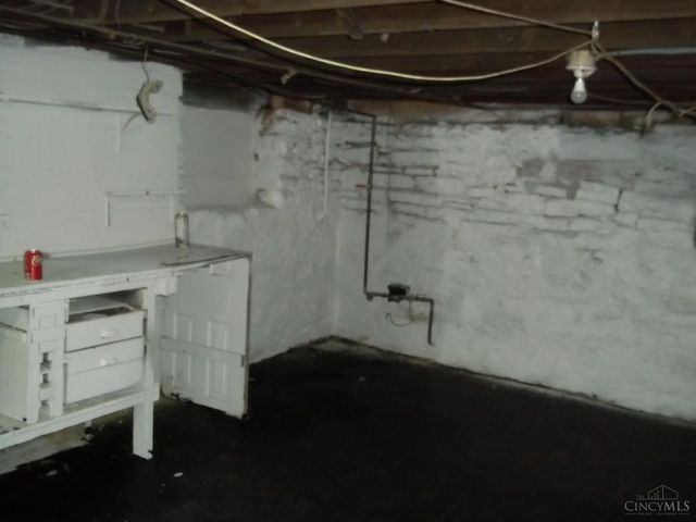 1839 Hewitt Avenue, Cincinnati, OH 45207