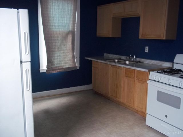 1839 Hewitt Avenue, Cincinnati, OH 45207