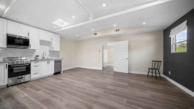20 W Medlock Drive, Phoenix, AZ 85013