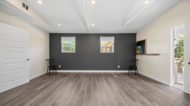 20 W Medlock Drive, Phoenix, AZ 85013