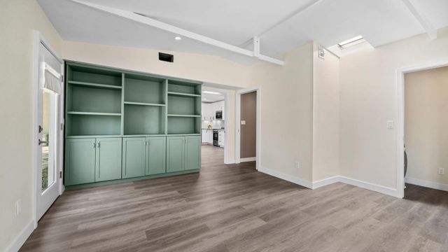20 W Medlock Drive, Phoenix, AZ 85013