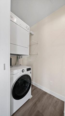 20 W Medlock Drive, Phoenix, AZ 85013