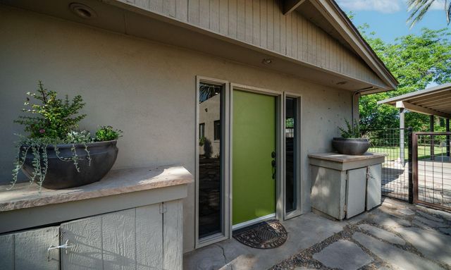 20 W Medlock Drive, Phoenix, AZ 85013