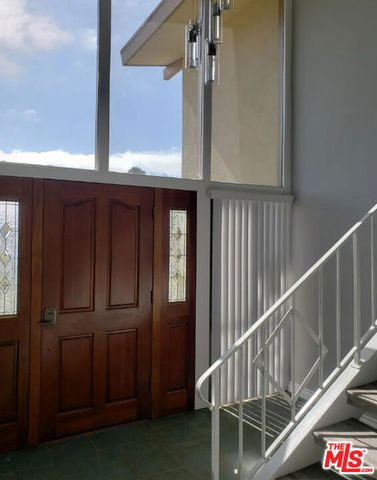 7 Clipper Road, Rancho Palos Verdes, CA 90275