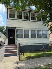 8 Maple Avenue, Montclair, NJ 07042