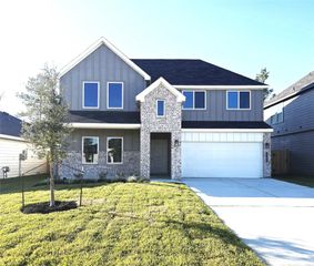 4225 Multnomah Falls Drive, Conroe, TX 77303