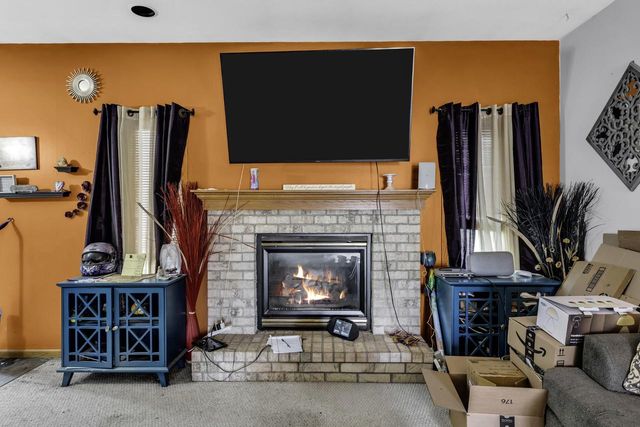 2328 Brookstone LANE, Waukesha, WI 53188