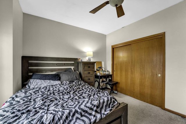 2328 Brookstone LANE, Waukesha, WI 53188