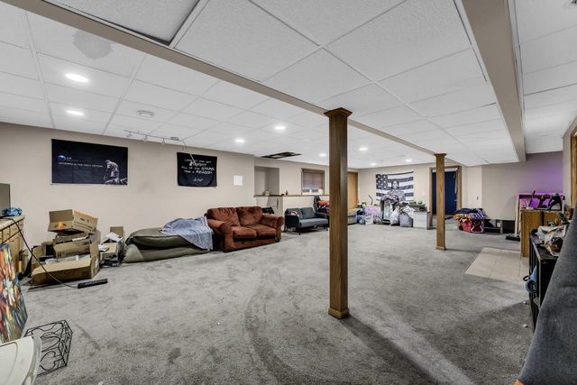 2328 Brookstone LANE, Waukesha, WI 53188
