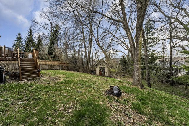 2328 Brookstone LANE, Waukesha, WI 53188