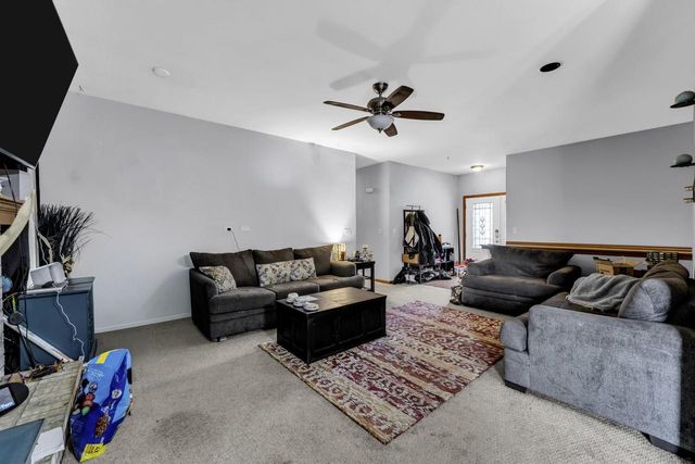 2328 Brookstone LANE, Waukesha, WI 53188
