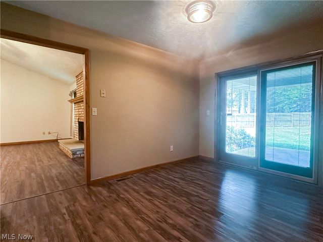 1060 Broadway Avenue SE, Warren, OH 44484