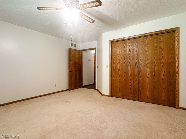 1060 Broadway Avenue SE, Warren, OH 44484