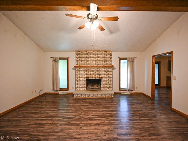 1060 Broadway Avenue SE, Warren, OH 44484