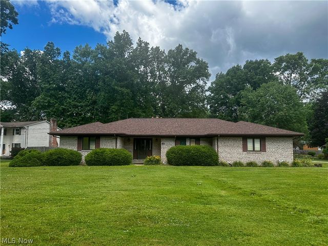 1060 Broadway Avenue SE, Warren, OH 44484