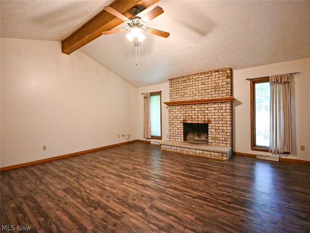 1060 Broadway Avenue SE, Warren, OH 44484